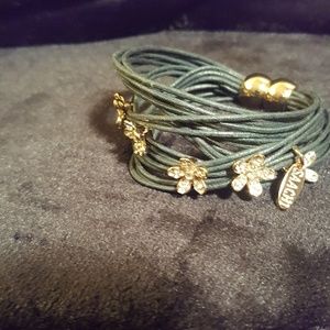 SAACHI Magnetic String Bracelet